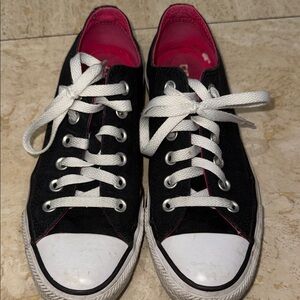 Converse Black Canvas Low-Top Sneakers with Pink Insole